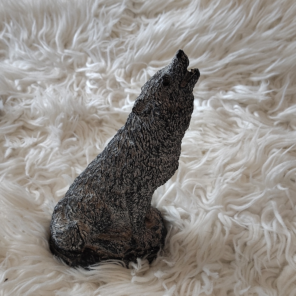 WOLF Black and Silver Howling Sculpture